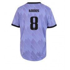 Real Madrid Toni Kroos #8 Bortedrakt Kvinner 2022-23 Kortermet